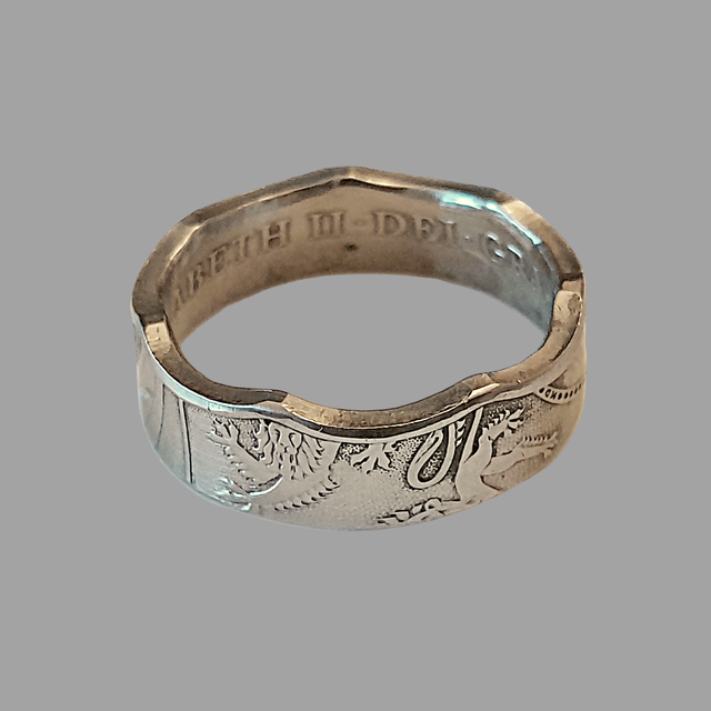 RESERVED FOR  KIRSTY: British Fifty Pence Royal Shield Of Arms 2019 Coin Ring    