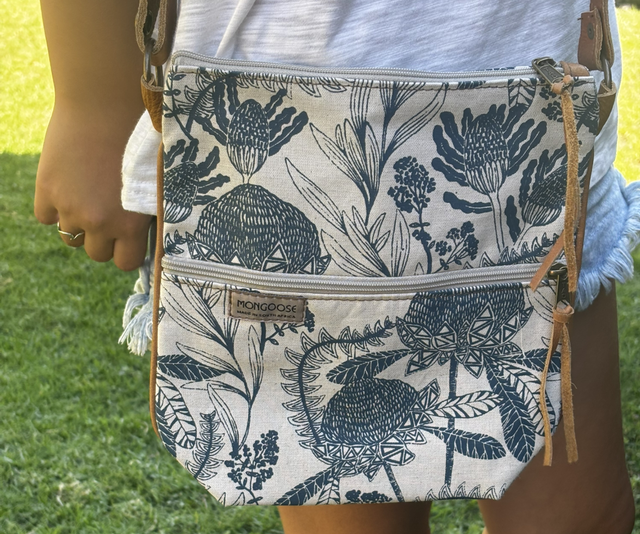 Pouch Bag Fynbo Teal/Natural