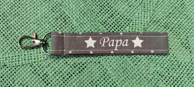 Porte clé papa gris foncé 