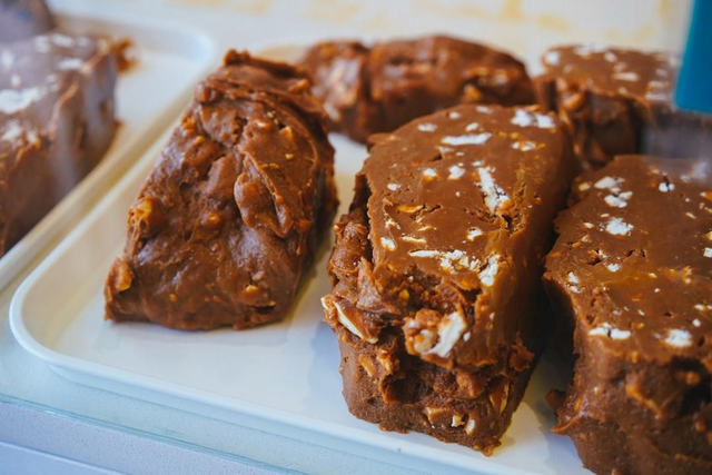 Brownie saltee caramel