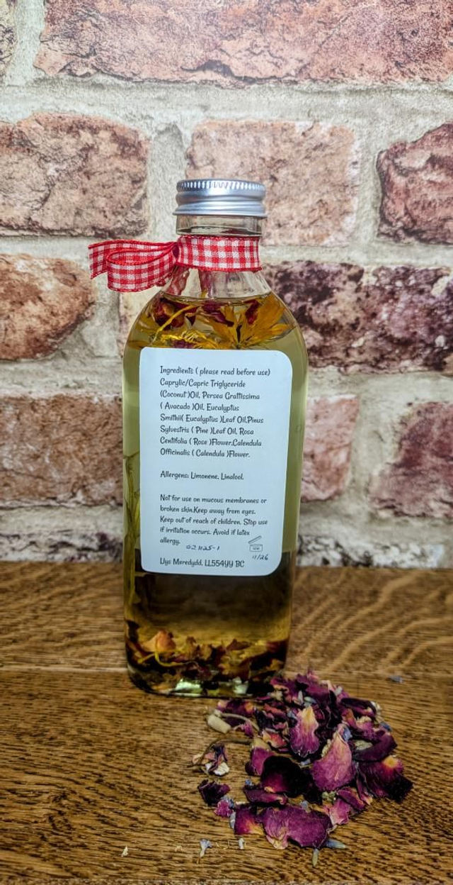 Bath Oil (Eucalyptus & Pine)