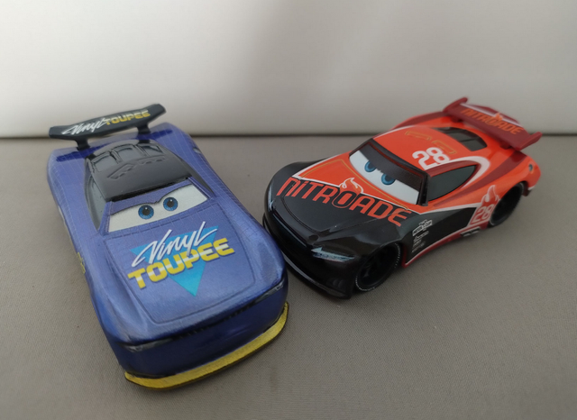 Disney Pixar Cars 3 - Will Rush & Tim Threadless