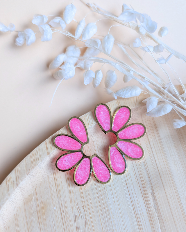 Marga rose - Boucles d’oreilles en résine faite main  