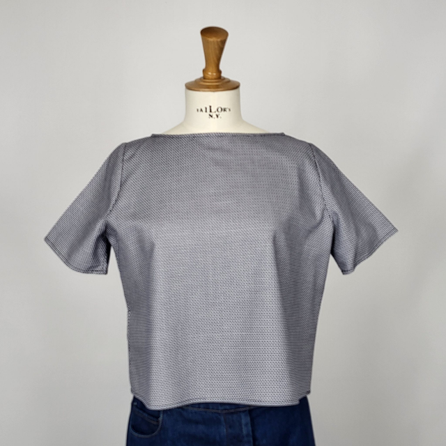 STRUCTURED COTTON T-SHIRT