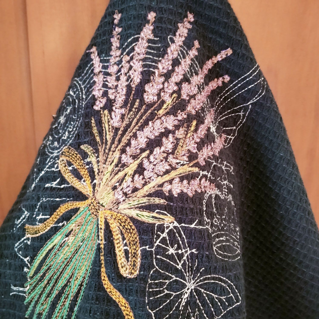 Torchon rond brodé &quot;Lavender&quot;