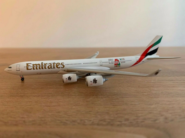 Emirates Airlines A340-500 (A6-ERA) &quot;Dubai 2005&quot;, 1:400