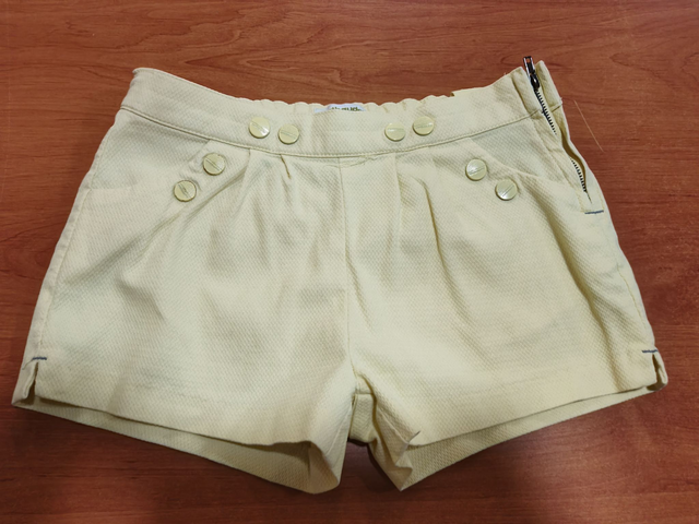 Short jaune 8 ans