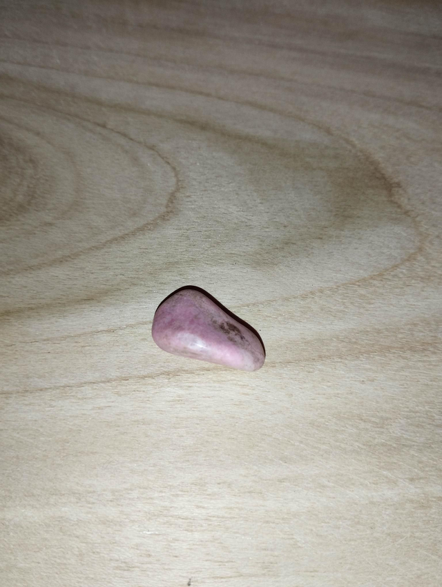 Rhodonite pierre roulée 