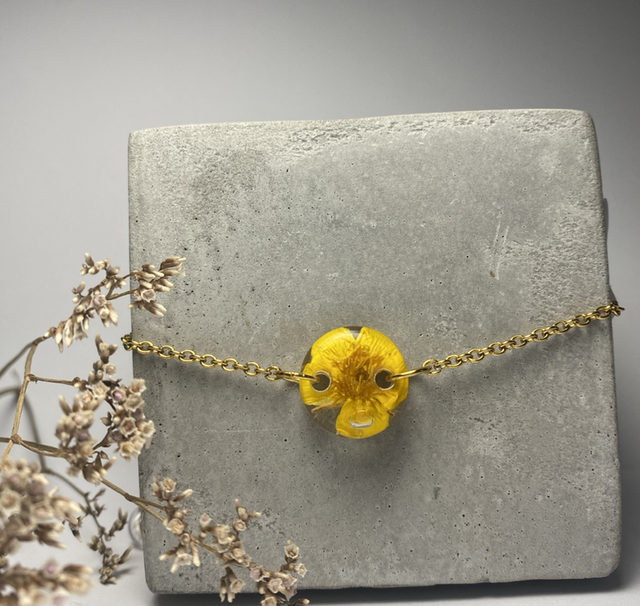 Bracelet bouton d’or