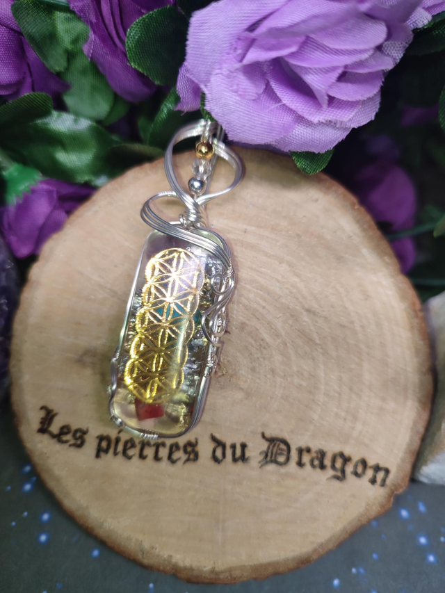 Pendentif Fleur d’Équilibre
