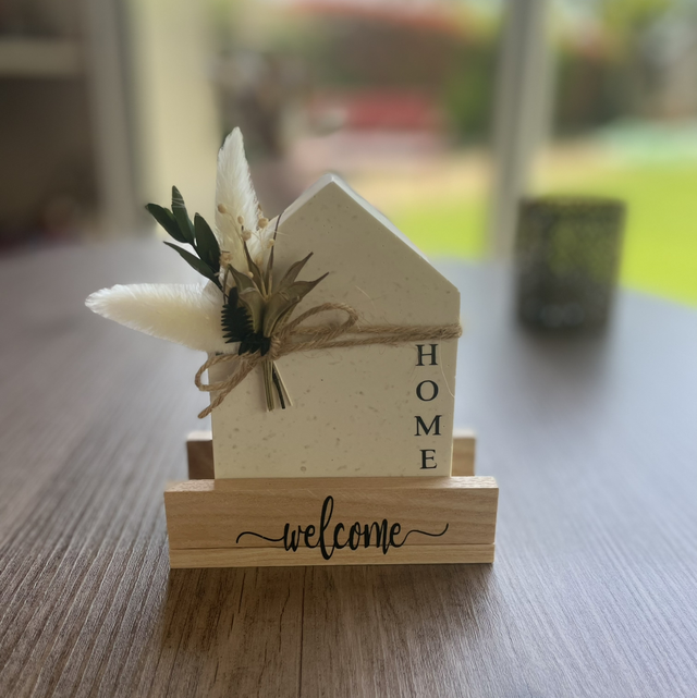 Maison à poser (home / welcome)