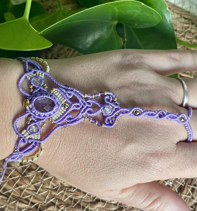 Faëline - bijou de main