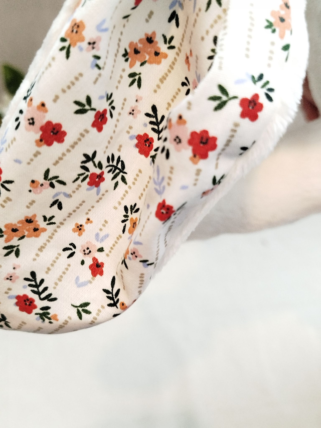 Peluche lapin motif 4