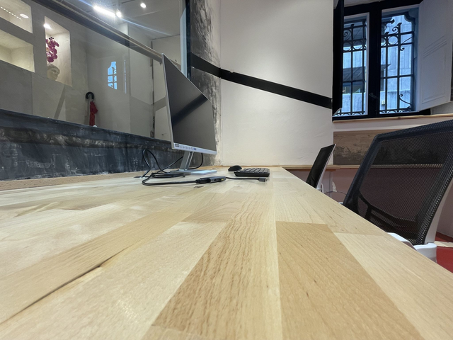 Pase de Día Escritorio Equipado / Full-Equipped Day-Pass en Almagro