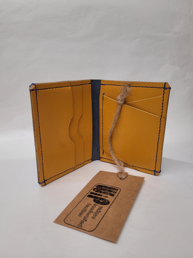 Bifold Leather Horizontal Card Holder - 3 Card Slots - Ava - ML-006