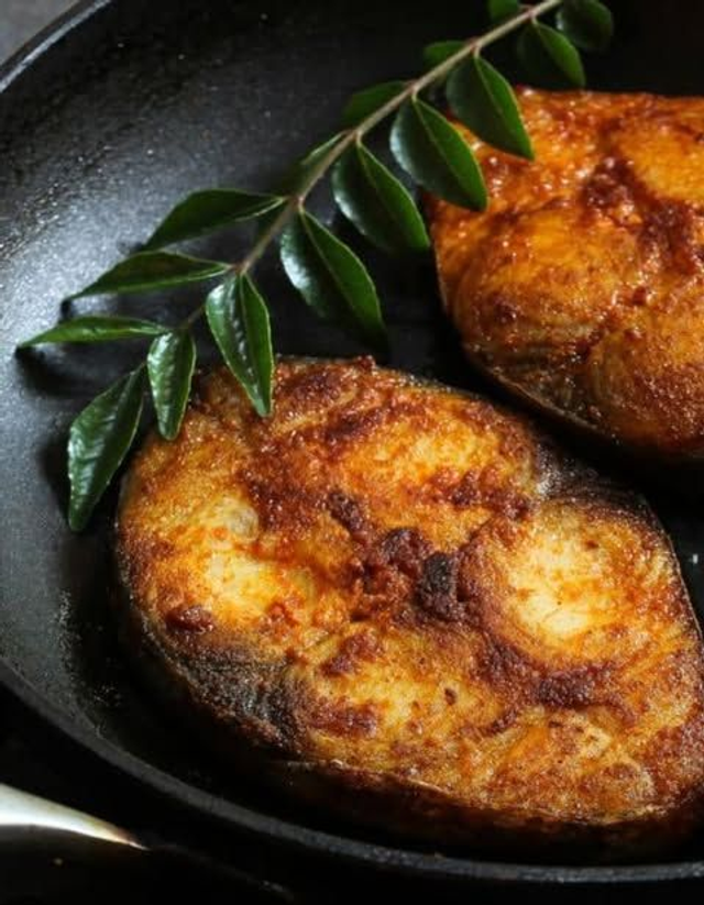 Fried Mackerel Fish (price per piece)