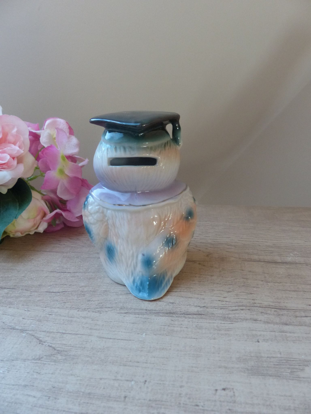 Tirelire Figurine Hibou Savant en Céramique Portant un Chapeau des Lunettes et un Livre, Cadeau Projet Réussite Exament Diplôme Université