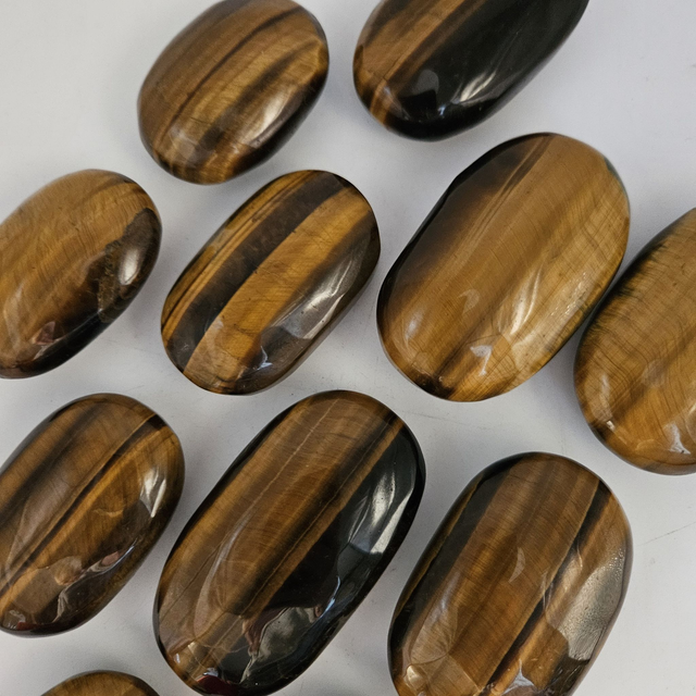 Tiger Eye Palmstone