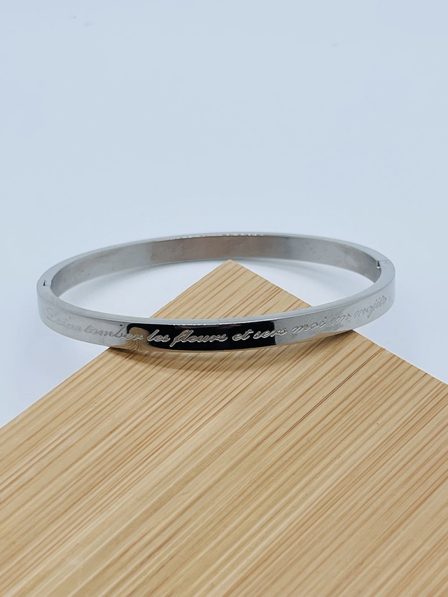 Jonc message “ Laisse tomber les fleurs et sert moi un mojito”