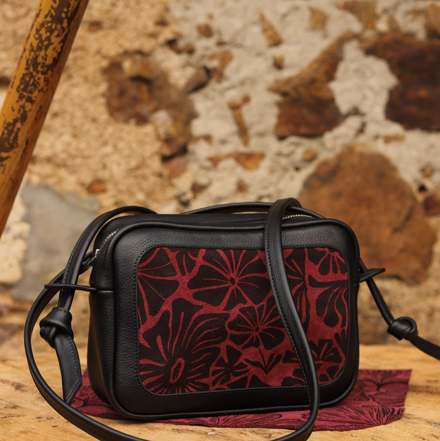 Eglantine floral
