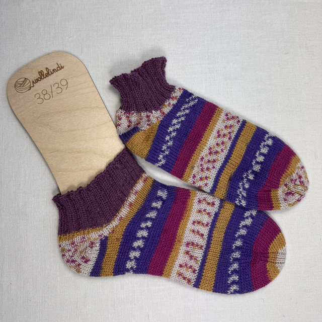 Sneakersocken gestrickt, Größe 38/39, Frühlingssocken für Frauen 