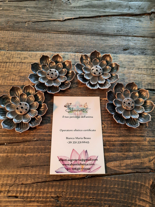 Bruciatore per incensi bastoncini fiore di loto