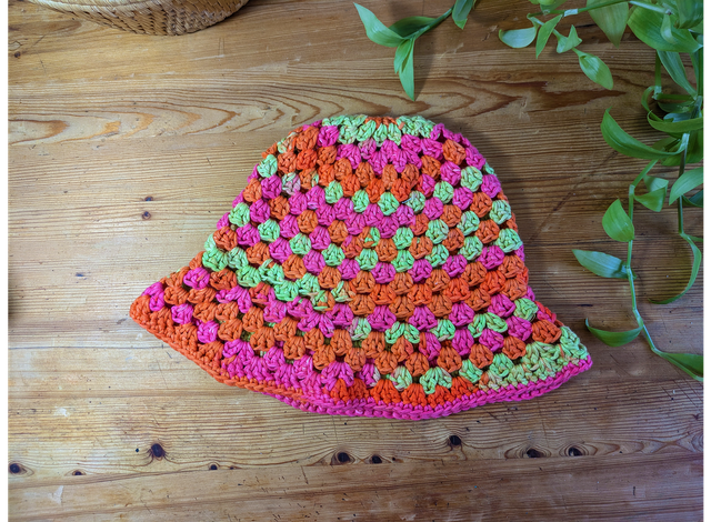 Spring Granny - Bucket hat