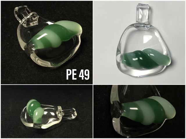 Pendentif PE 049