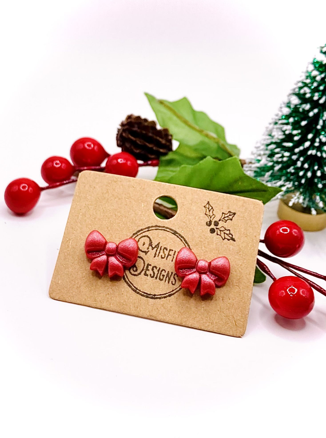 Red bow stud earrings