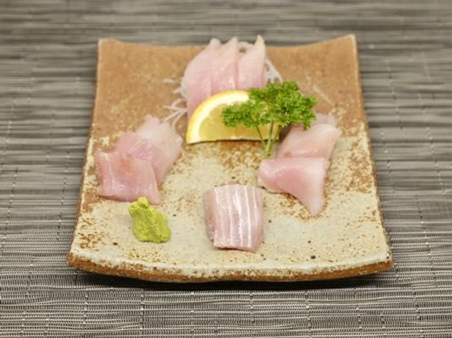 Sashimi Di pesce Bianco