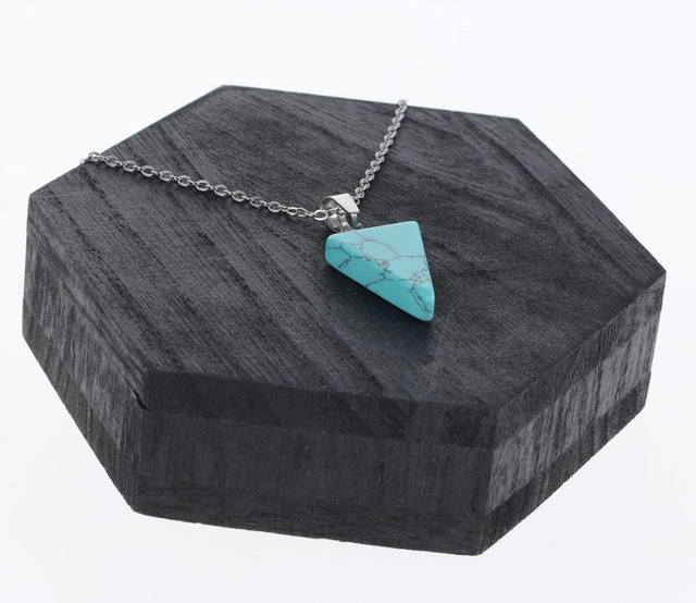 Collier Pointe Turquoise stabilisée