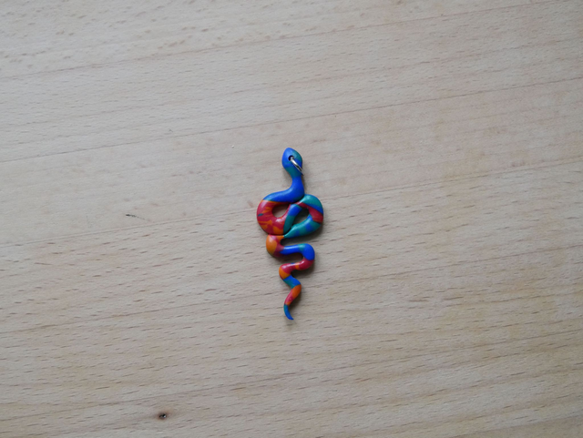 Charm serpent bleu/rouge/vert/orange