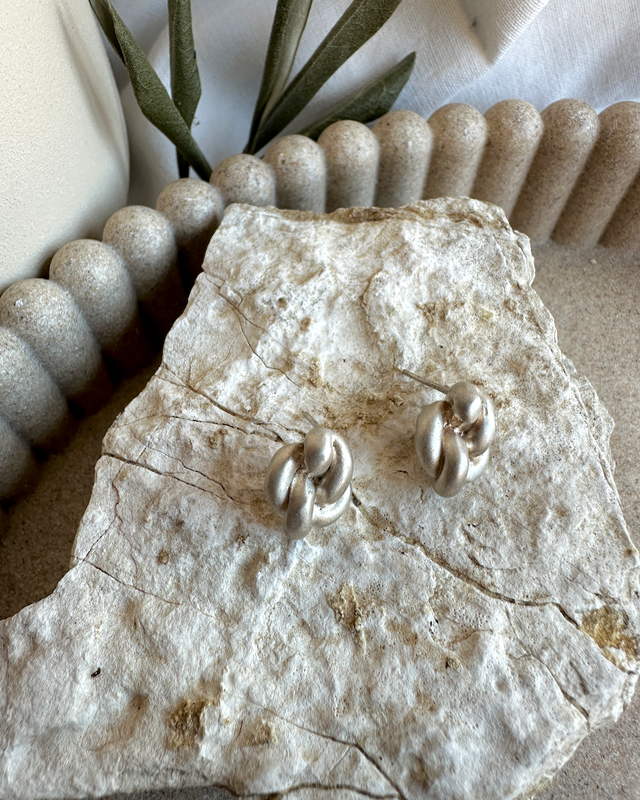 Orecchini Satinati Nodo