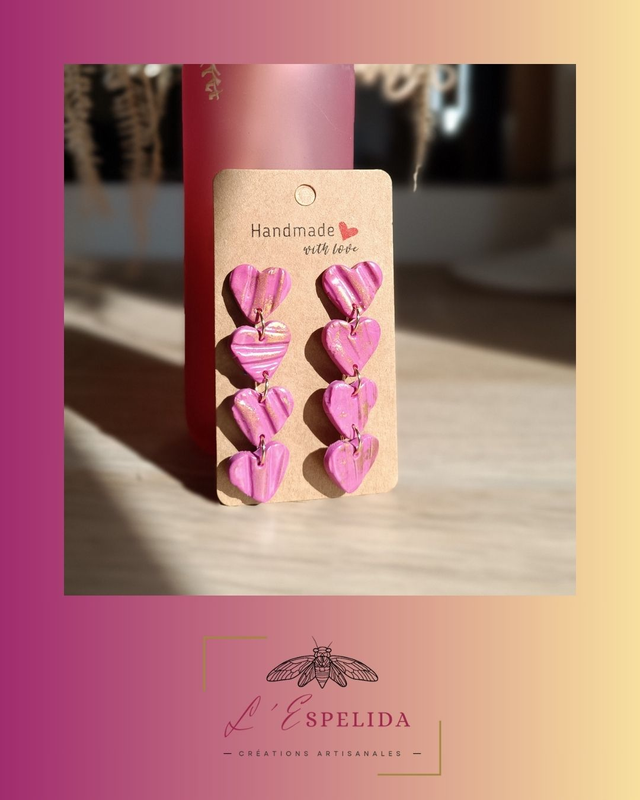 Brochette de coeurs roses