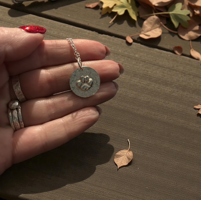 Paw print pendant 