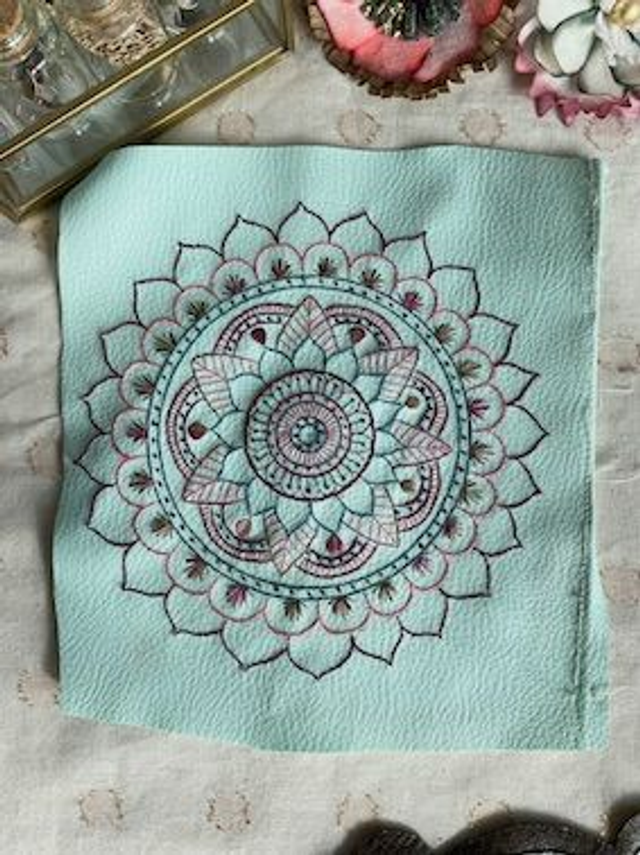 Mandala mint et rose