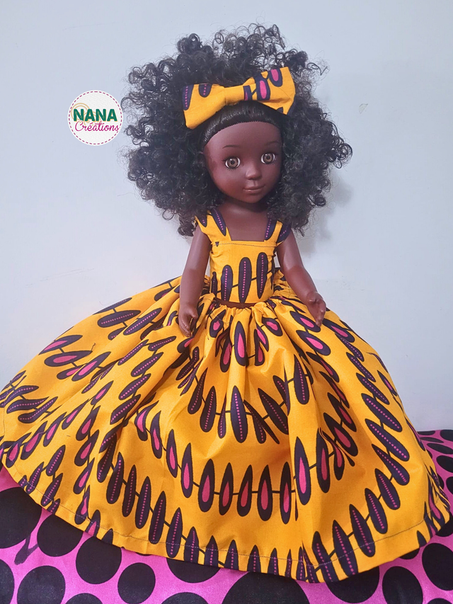 Poupée Habillé Jupe et Haut en tissu Wax Fait main | Cadeau enfant - Cadeau Gift