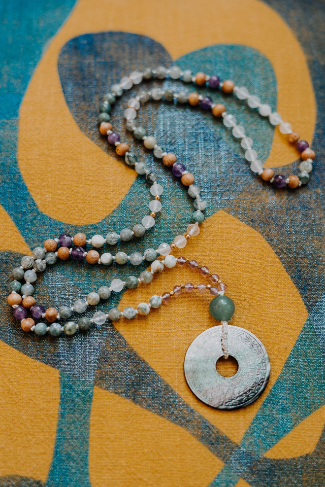 Mala Nacre Aventurine