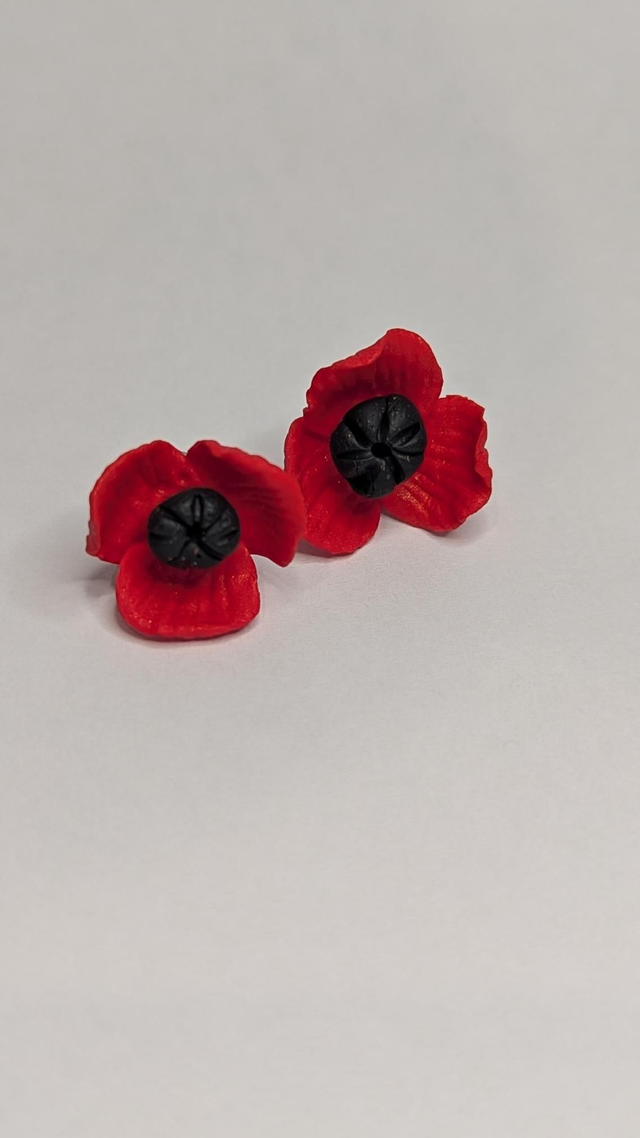 Poppy Pop Stud Earrings