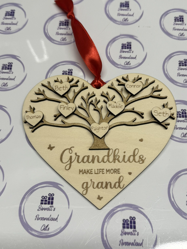 Handmade wooden hanging family tree, Grandkids make life grand