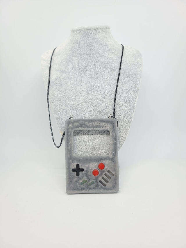 Collier GameBoy