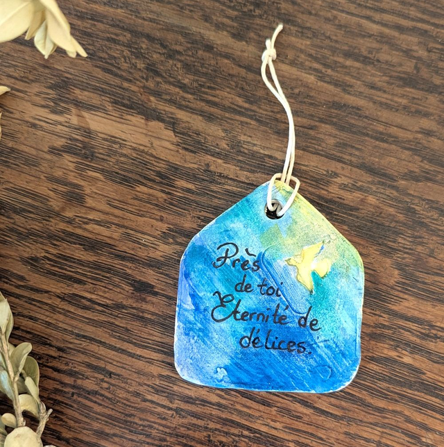 Pensée à accrocher : Près de toi, éternité de délices.