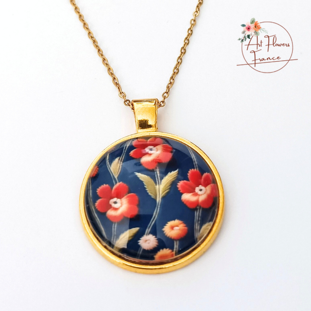 Collier illustré - Fleurs brodées
