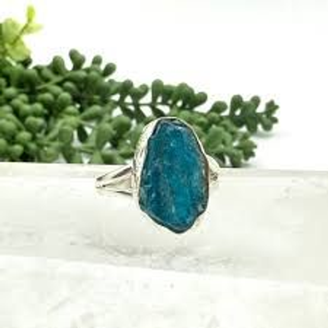 Silberring,925 mit Halbedelsstein aus blauen Apatit