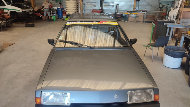 Bande à pare-brise Bloc Moteur