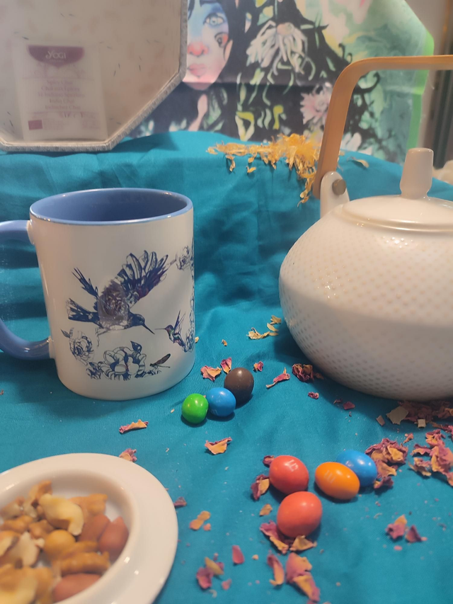 Tasse illustrée "florale bic"