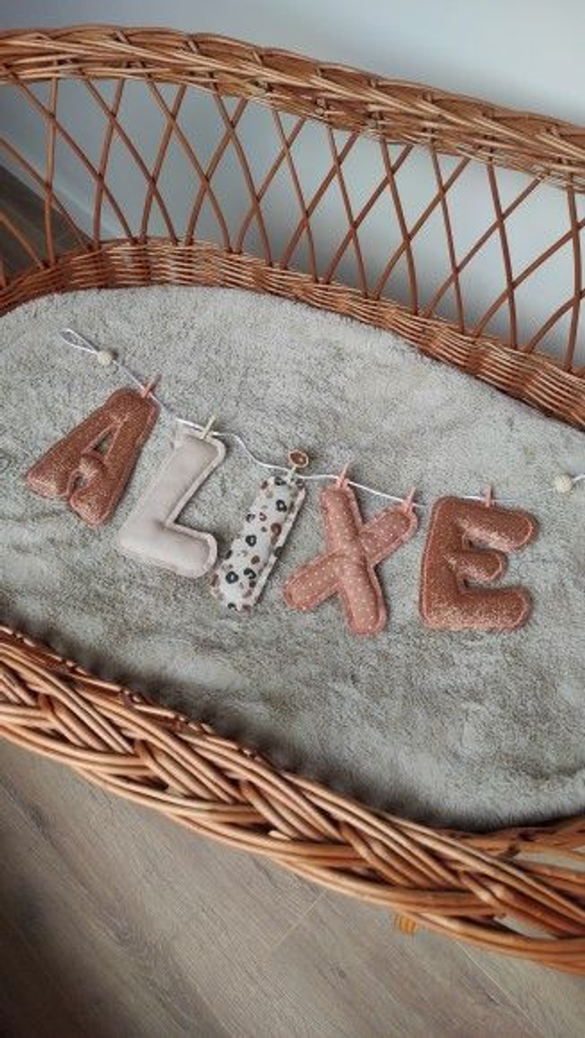 Guirlande prénom modèle ALIXE