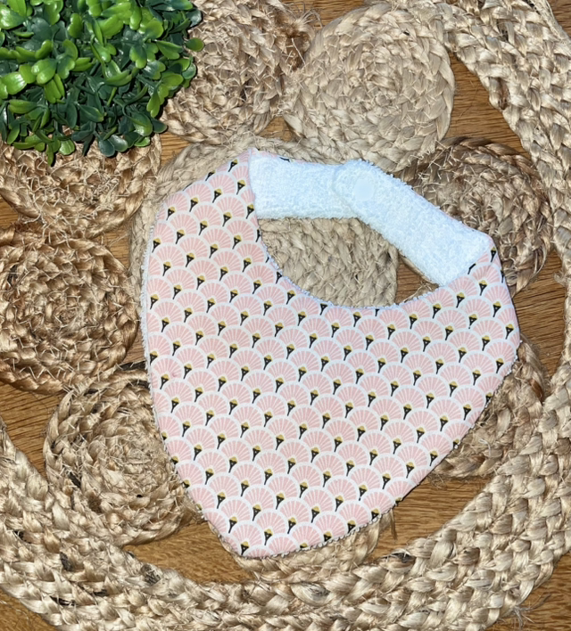 Bavoir (forme bandana)