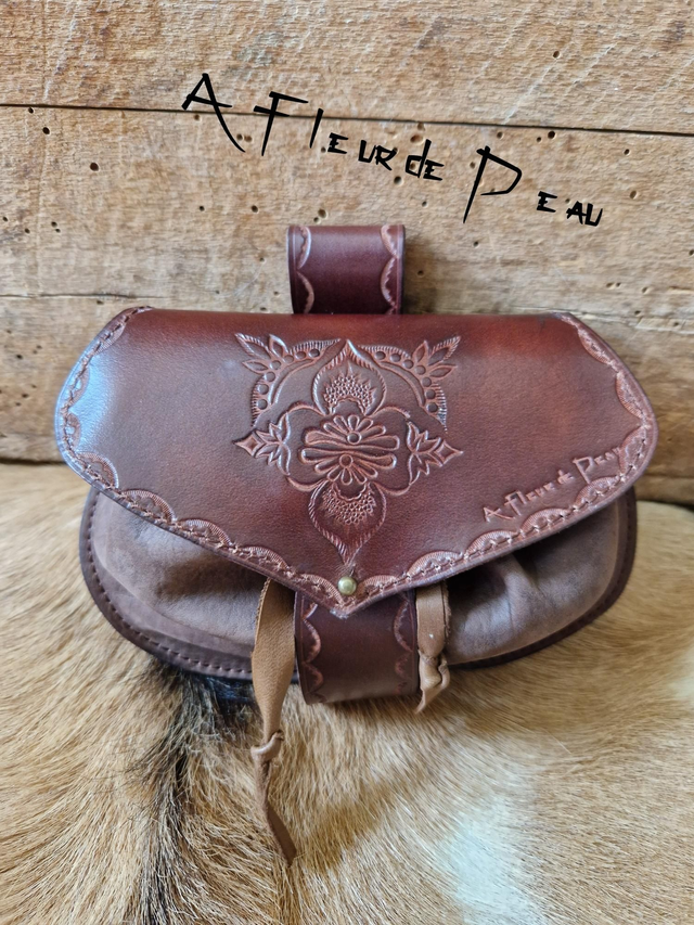 Escarcelle médiévale