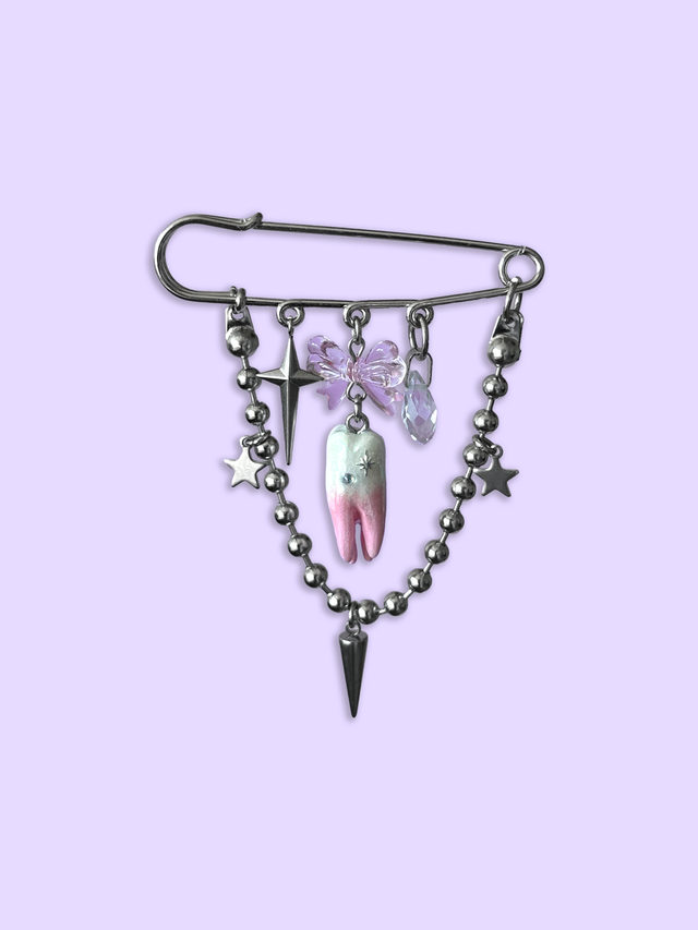 TWINKLY TOOTH